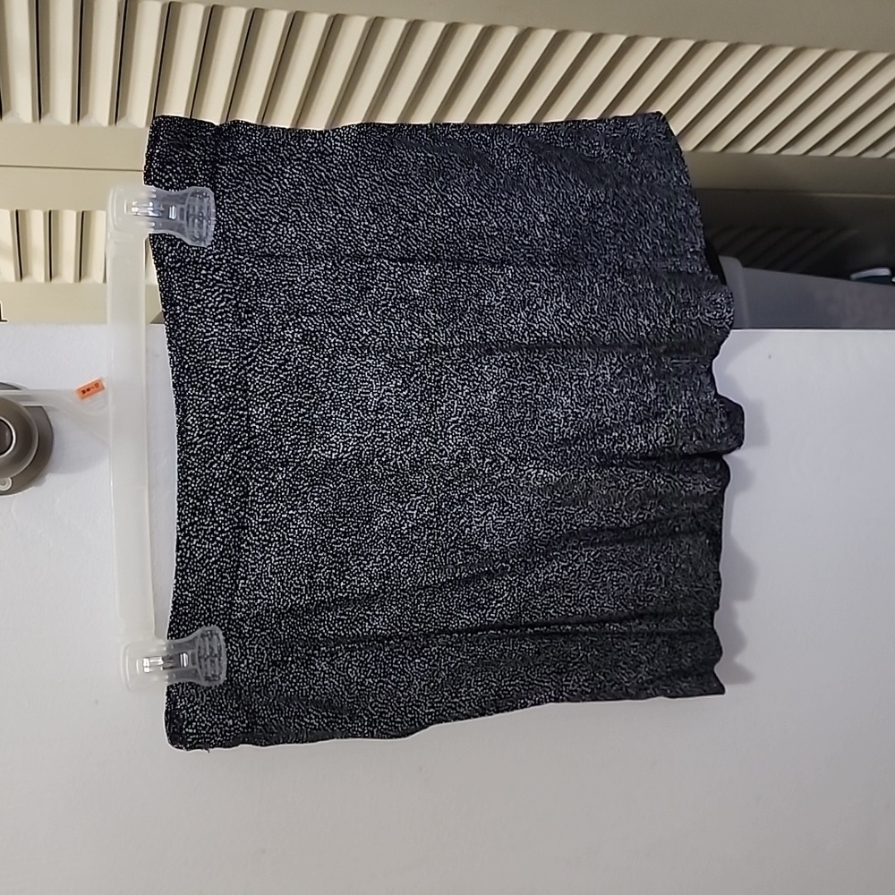 H&M shorts with pockets size 8.